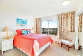Hi-Tide Resort King Bed Dogs OK Unit 01 - Room
