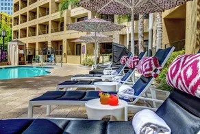 Avenue of the Arts Costa Mesa, a Tribute Portfolio Hotel - Piscine