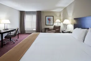 Holiday Inn Express Fort Wayne - East - New Haven by IHG - Værelse