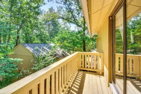 Marina & Pool Access: Lovely Lake Keowee Townhome - Interiør