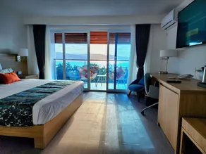 Hotel 39 Jamaica - Room