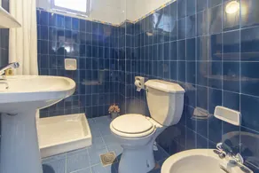 Merry Land Hotel - Bathroom