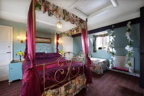 Hundred House Hotel - Værelse