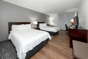 Red Roof Inn PLUS+ Woodbridge - Carteret - Chambre