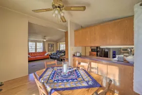 Deck + 2 Fire Pits: Riverfront Spruce Pine Rental! - Interiør