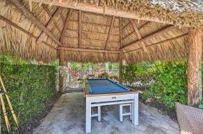 Naples Resort Townhome w/ Endless Amenities! - Interior