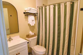 Hotel Palms - Bathroom