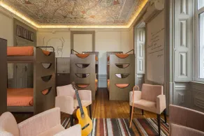 Serenata Hotel & Hostel Coimbra - Chambre