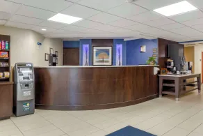 Best Western Plus Berkshire Hills Inn & Suites - Réception
