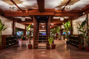 Retreat Siargao Resort - Restaurant