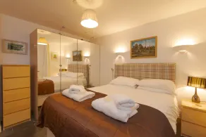 White Lodge Apartments - Rom