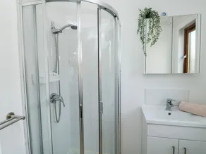 Serenity Sunset - Bathroom