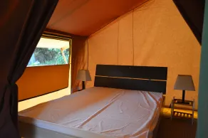 Camping Le Petit Lion - Tente Safari - Værelse