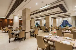Naviti Warwick Al Khobar - Restaurant