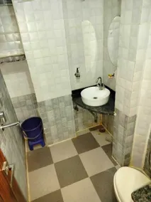 Hotel White House Residency By GRB - Salle de bain