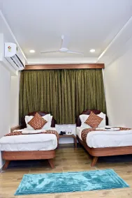 Hotel Royal Wings - Room