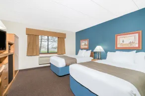 Days Inn & Suites by Wyndham Baxter Brainerd Area - Chambre