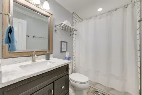 Waterfront Troutman Vacation Rental on Lake Norman - Badezimmer
