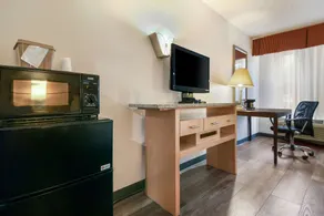 SureStay Plus by Best Western Tarboro-Kingsboro - Rom