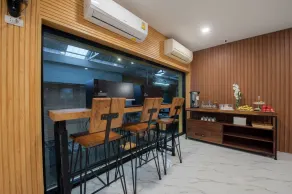 The Moon Night Hotel - Hall