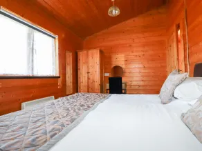 Cedar Lodge - Camera