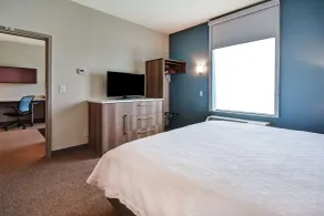 Home2 Suites by Hilton Springfield North - Room