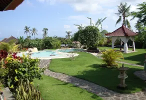 Villa Bali Pondok Jepang - Piscina