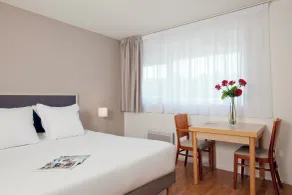 Séjours & Affaires Poitiers Lamartine - Chambre