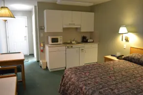 4 Pines Motel - Room