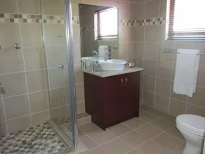 Karoo Sun Guest House - Baño