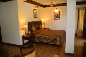 Sun N Snow Inn By Leisure Hotels - Room