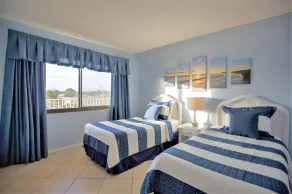 Canaveral Towers - Oceanfront Condos with Pool and Mini Golf by Port Canaveral - Cocoa Beach - Room