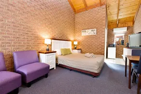Beechworth Carriage Motor Inn - Room