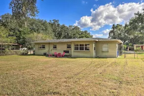 Lakeland Home w/ Large Backyard ~ 1 Mile From FSC! - Intérieur