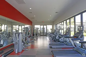 Global Luxury Suites Sunnyvale North - Salle de remise en forme