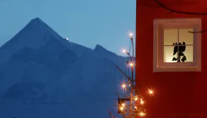 Agréable appartement de vacances convivial et familial avec sauna, terrasse et jardin | À côté du ski | Avec animaux autorisés - Vue de la chambre