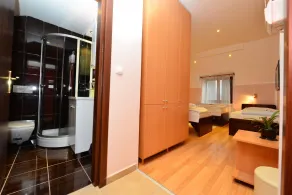 Apartments & Accommodation Stojic - Room