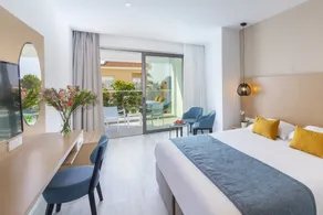 Leonardo Crystal Cove Hotel & Spa – Adults only - Vue de la chambre