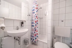 BIG MAMA Berlin - Bathroom