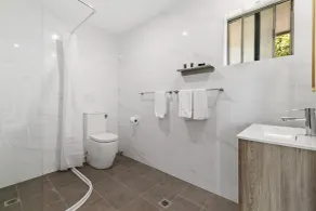 Lemon Tree Passage Motel - Baño