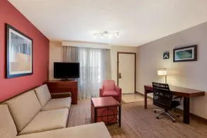 SenS Suites Livermore; SureStay Collection by Best Western - Chambre