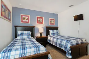 Windsor Dream - 6 bedroom resort pool home - Room