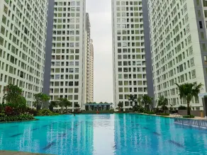 Nice 2Br Apartment At M-Town Residence - Piscine