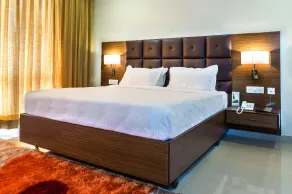 Hotel Saptagiri - Room