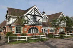 St George's Lodge, Bisley - Restaurant