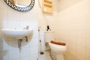 Homey and Simply 2BR Kebagusan City Apartment - Badezimmer