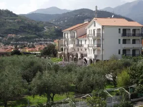 Borgo degli Ulivi - Basseng