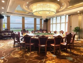 HALCYONBOWER INTERNATIONAL HOTEL - Restaurant