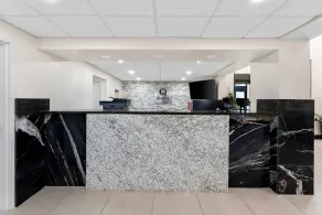 Quality Inn Sandersville - Lobby
