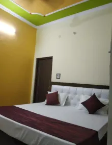 HOTEL AWADH KAILASH - Chambre